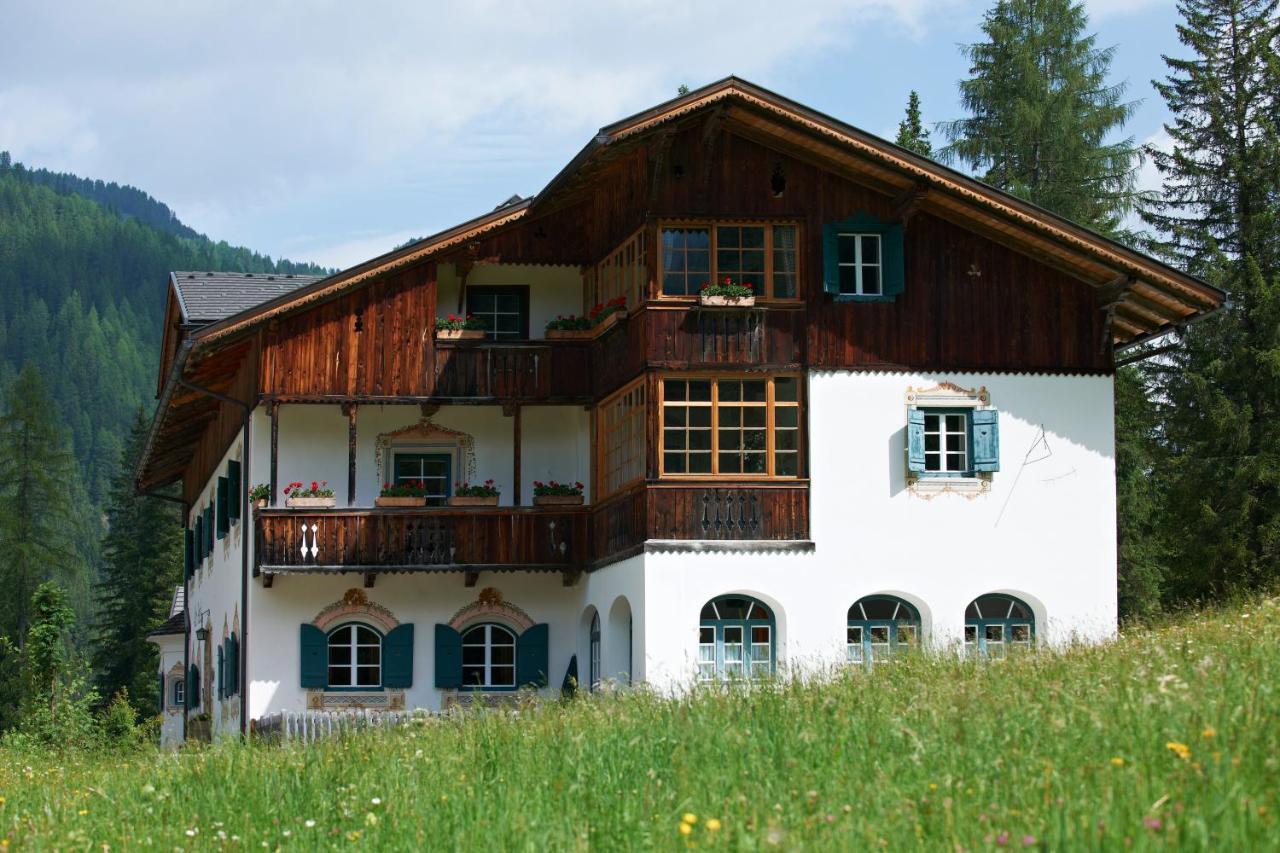 Hotel Dolomitenhof & Chalet Alte Post Sexten Extérieur photo