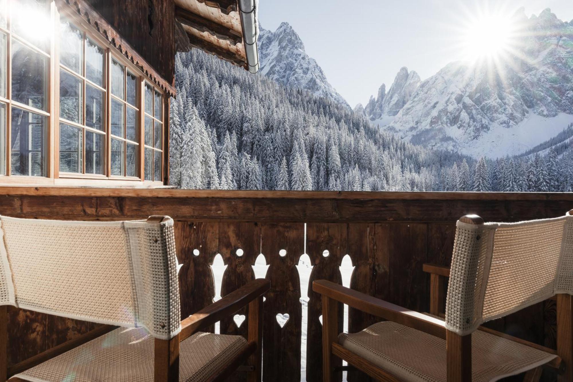 Hotel Dolomitenhof & Chalet Alte Post Sexten Extérieur photo