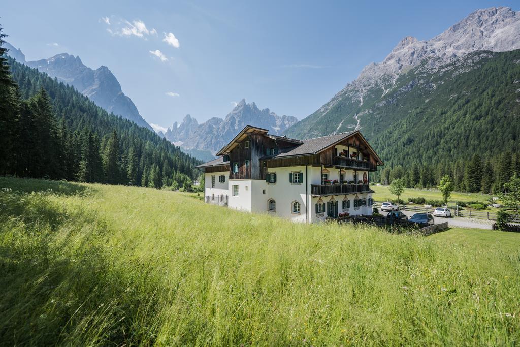 Hotel Dolomitenhof & Chalet Alte Post Sexten Extérieur photo